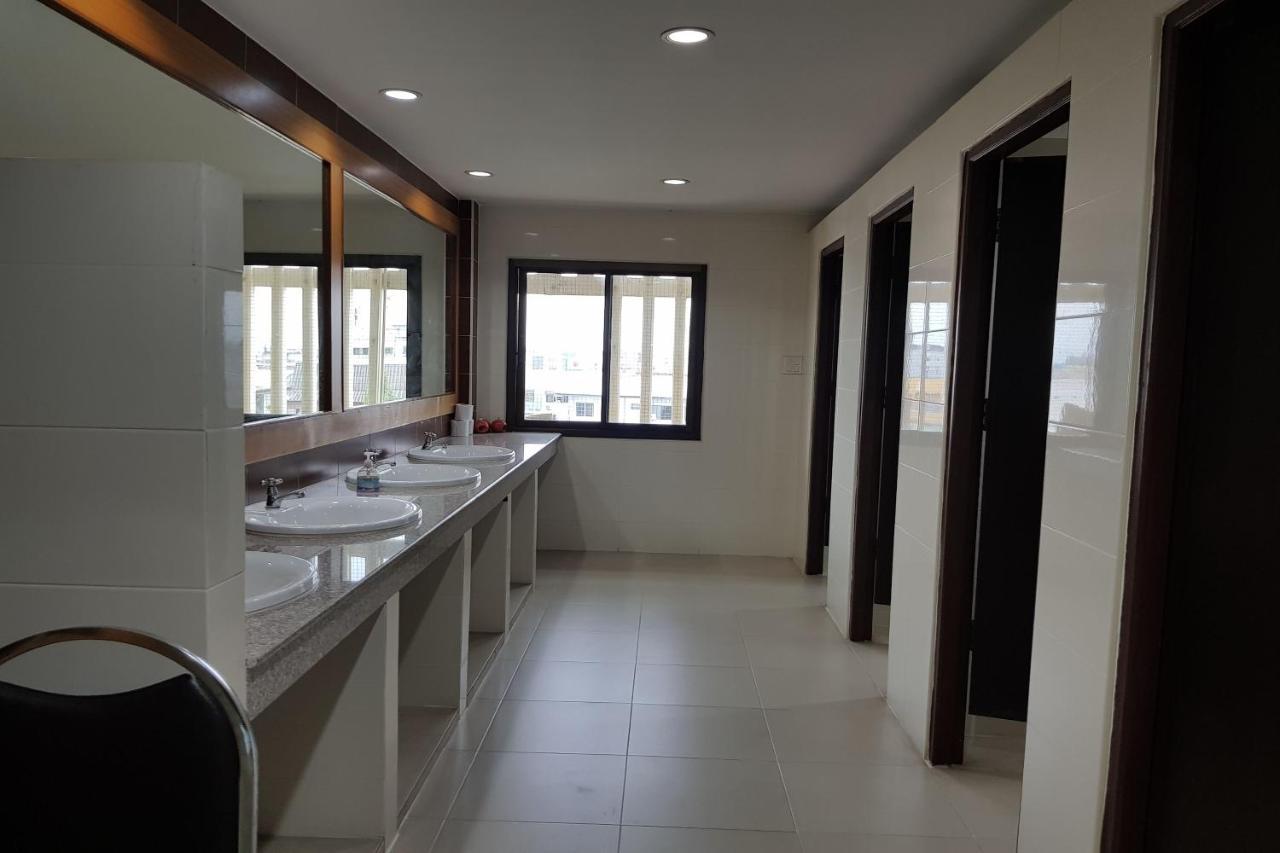 Poonsook Phitsanulok Hotel Sha Plus Extérieur photo