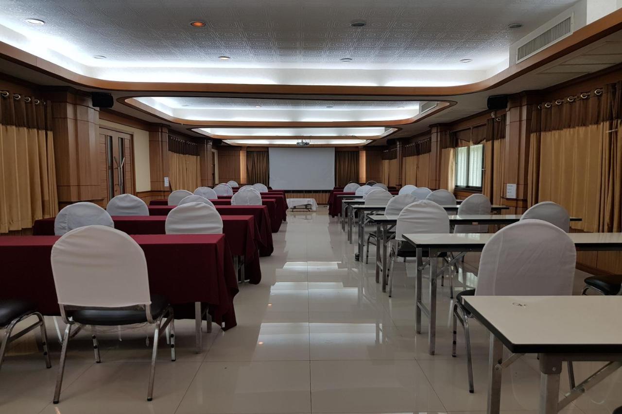 Poonsook Phitsanulok Hotel Sha Plus Extérieur photo